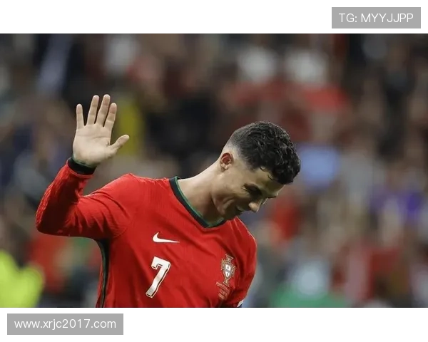 足球球星近期表现稳健，状态持续提升值得关注